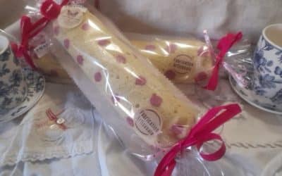 Biscuit roulé aux petits pois  rouges